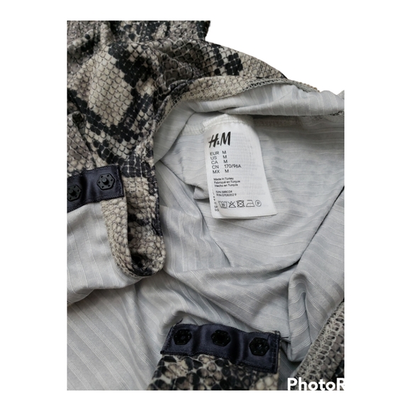 H&M Snake skinned pattern Body Suit - Picture 5 of 5